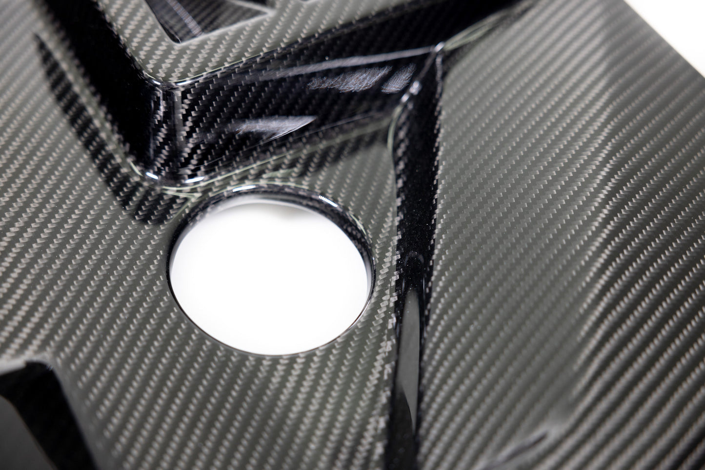 G80 CARBON FIBER ENGINE COVER